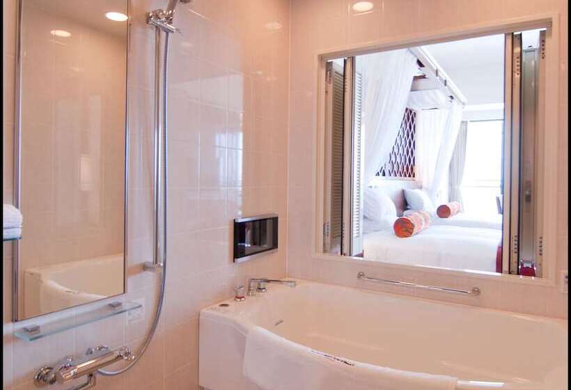 로얄 스위트, Southern Beach Hotel & Resort