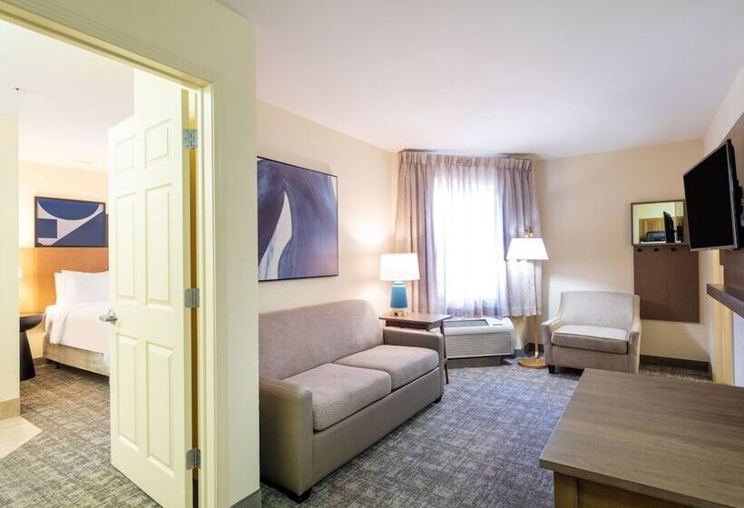 Люкс 2 Спальни, Staybridge Suites Milwaukee Airport South, An Ihg