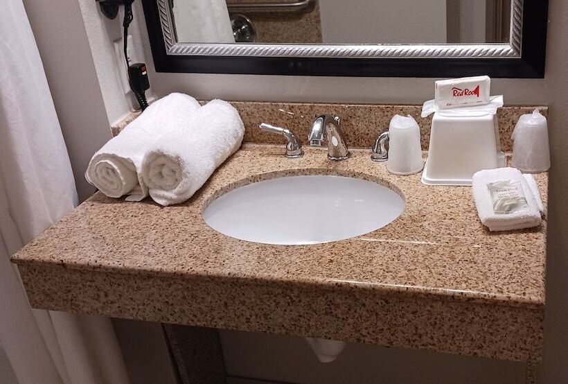 Люкс, Red Roof Inn & Suites Longview