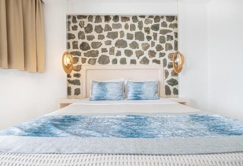 سوییت لوکس, Liana Beach Hotel & Spa