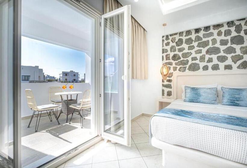 سوییت لوکس, Liana Beach Hotel & Spa