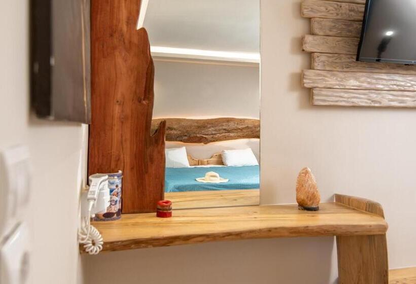 Family flat with garden view, Iniohos Zante Hotel & Suites