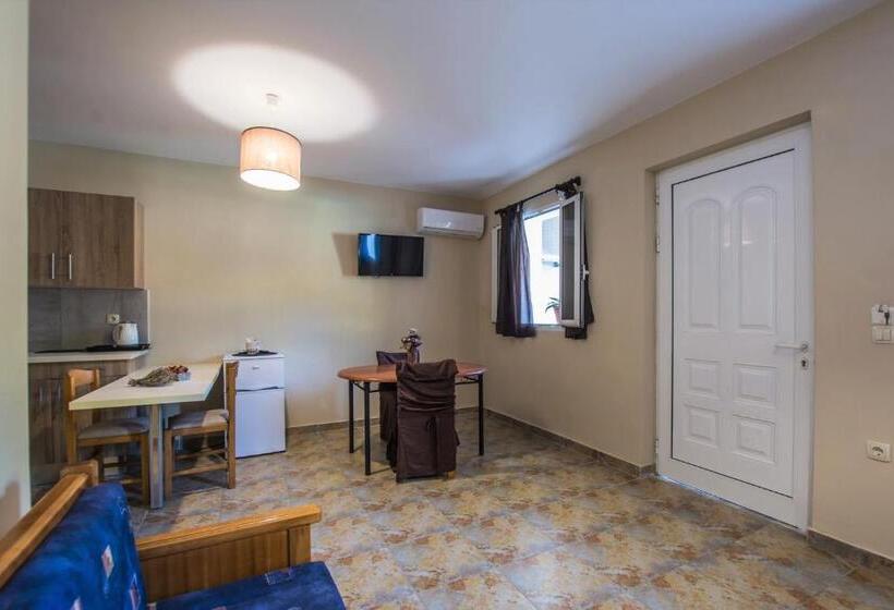 آپارتمان 1 خوابه همکف, Iniohos Zante Hotel & Suites