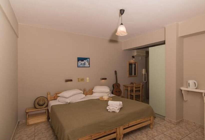 اتاق اکونومی, Iniohos Zante Hotel & Suites