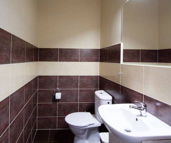 اتاق استاندارد سه نفره, Plus Prague