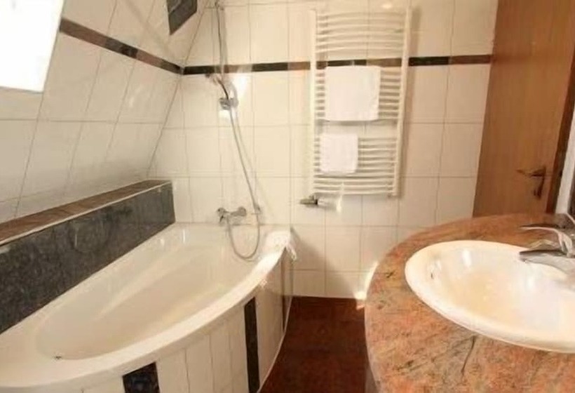 اتاق استاندارد چهار تخته, Aparthotel Astro   Nichtraucher