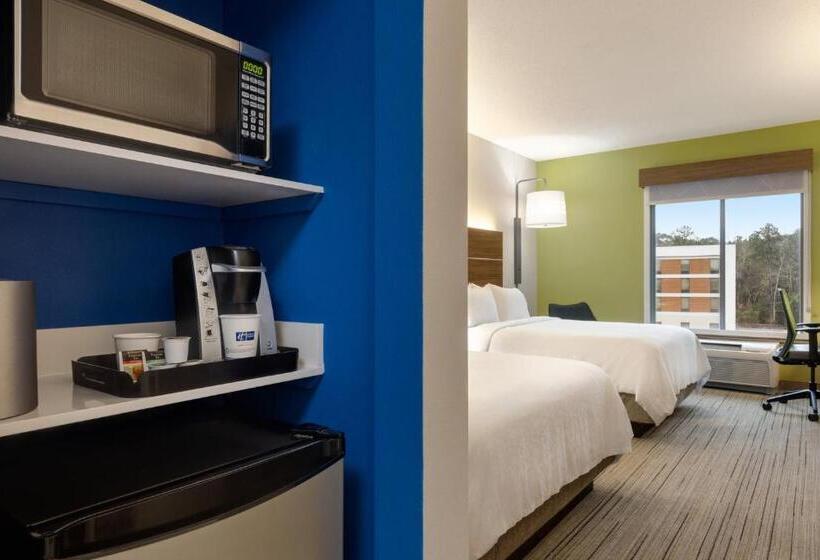 Номер Стандарт Адаптированный для Инвалидов, Holiday Inn Express Hotel & Suites Opelika Auburn, An Ihg