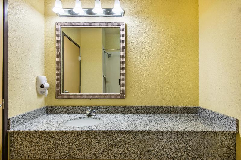 스위트, Holiday Inn Express Hotel & Suites El Dorado, An Ihg
