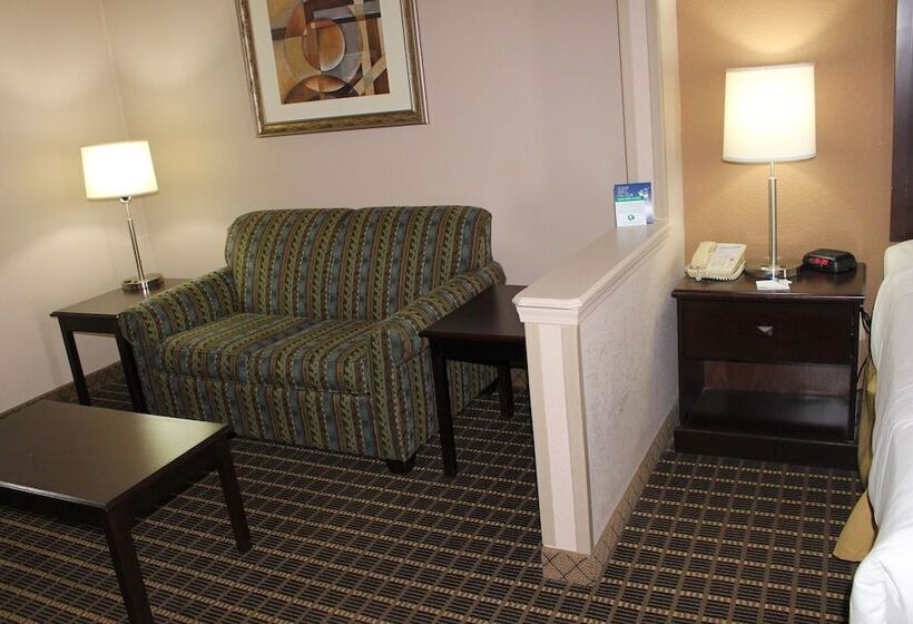 Номер Executive, Holiday Inn Express Kansas City Liberty Missouri, An Ihg