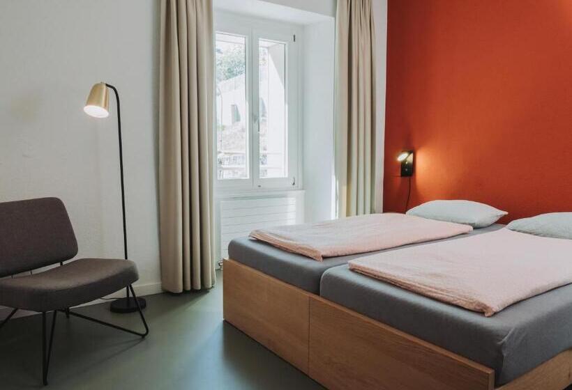 اتاق استاندارد یک نفره, Montreux Youth Hostel