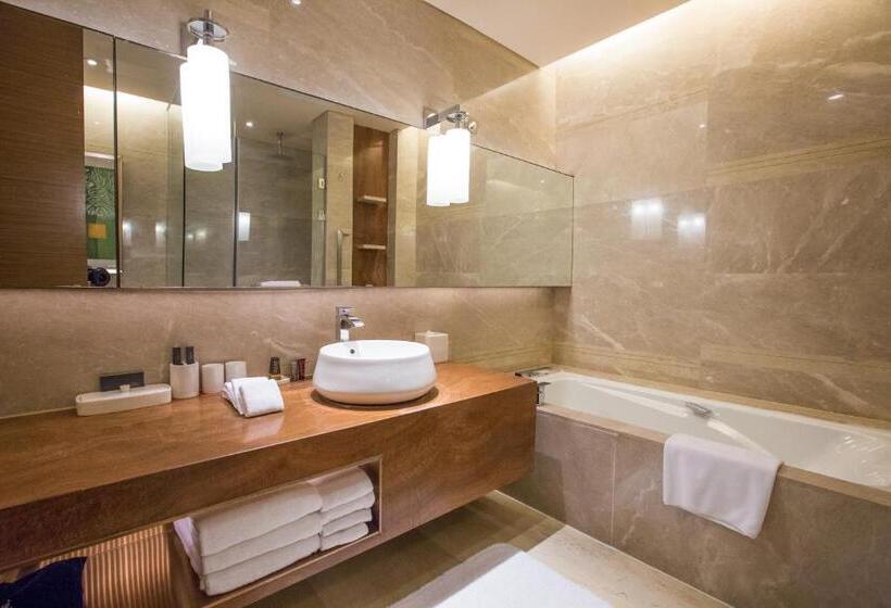 1 Bedroom Apartment Lake View, Marriott Executive Apartment Tianjin Lakeview