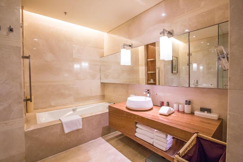 1 Bedroom Apartment Lake View, Marriott Executive Apartment Tianjin Lakeview