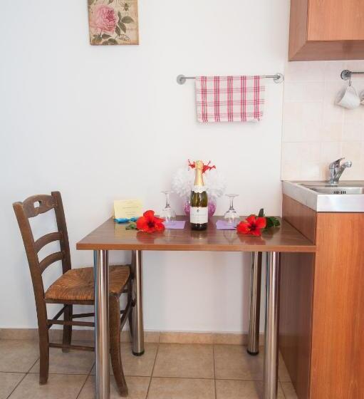 اتاق استاندارد با چشم‌انداز دریا, Elounda Sunrise Apartments