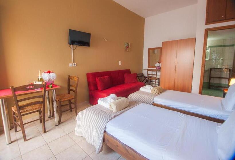 استودیو استاندارد با تراس, Elounda Sunrise Apartments