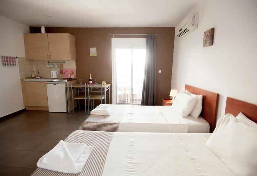 استودیو استاندارد با بالکن, Elounda Sunrise Apartments