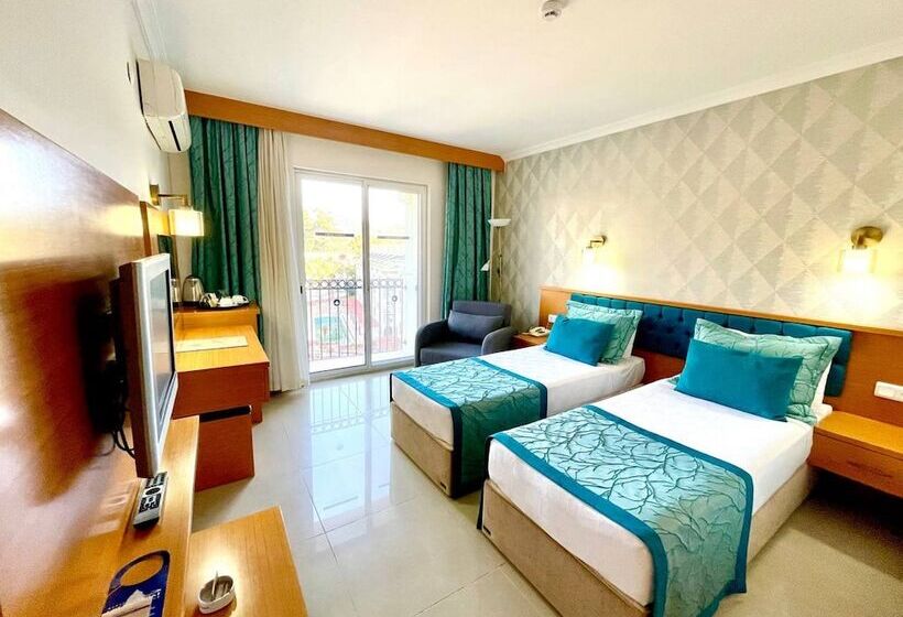 اتاق استاندارد, Green Forest Holiday Village