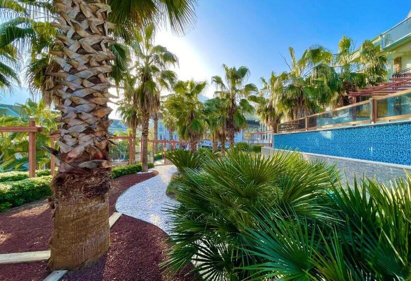 اتاق استاندارد, Green Forest Holiday Village