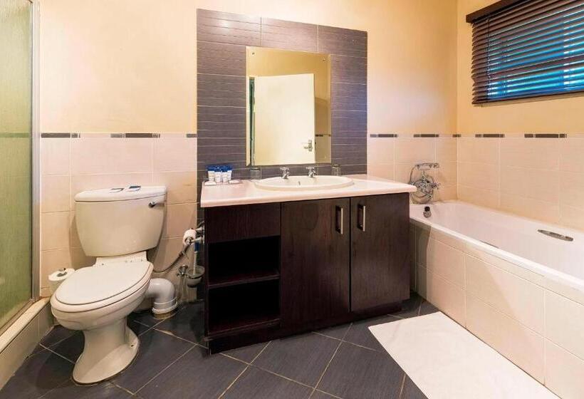 اتاق استاندارد, Protea Hotel By Marriott Zambezi River Lodge