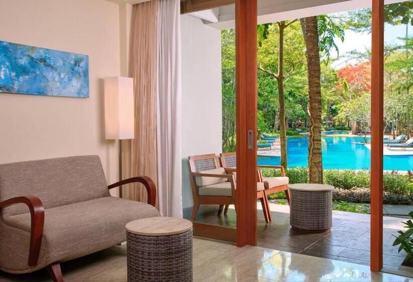 اتاق لوکس با تخت بزرگ, Courtyard By Marriott Bali Nusa Dua Resort