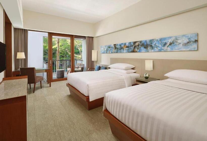 اتاق لوکس با چشم‌انداز استخر, Courtyard By Marriott Bali Nusa Dua Resort