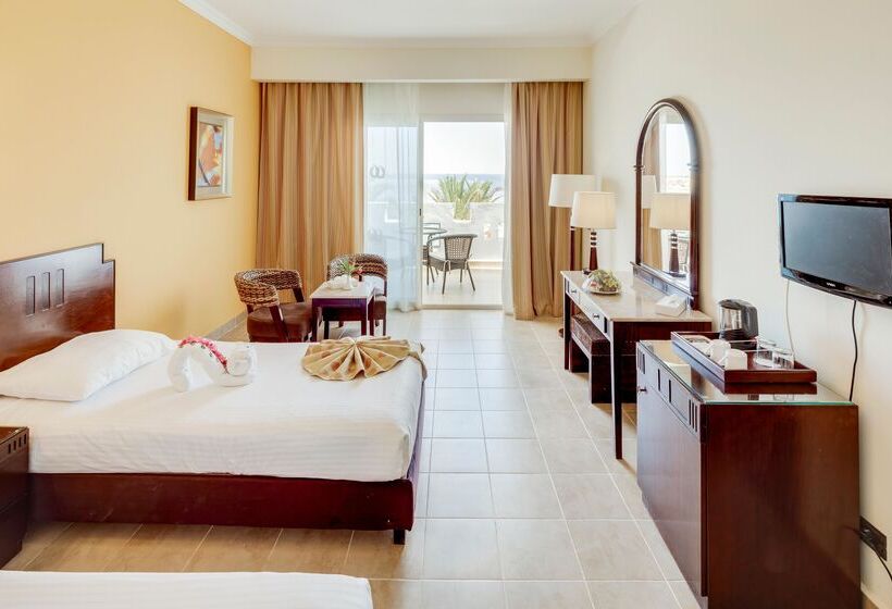 اتاق استاندارد با چشم‌انداز دریا, Coral Sun Beach