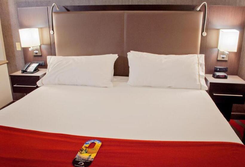 سوئیت برای معلولان, Holiday Inn Express Hotel & Suites Pittsburgh South Side, An Ihg