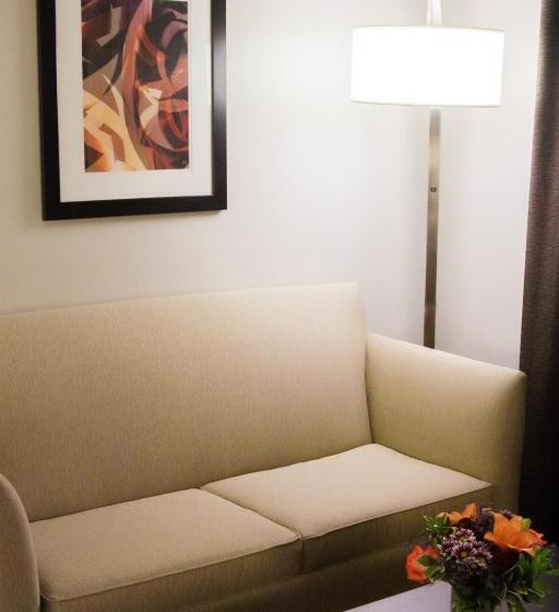 سوئیت برای معلولان, Holiday Inn Express Hotel & Suites Pittsburgh South Side, An Ihg