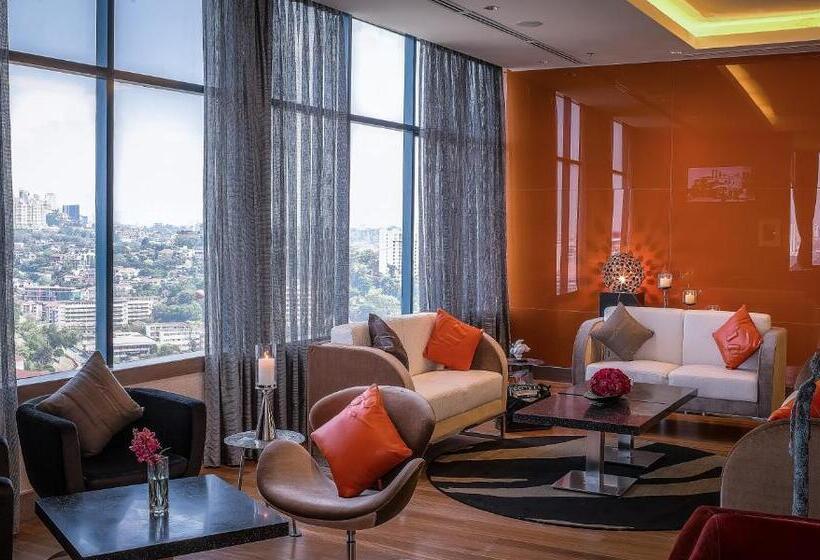اتاق سوپریور با تخت بزرگ, Wyndham Grand Bangsar Kuala Lumpur