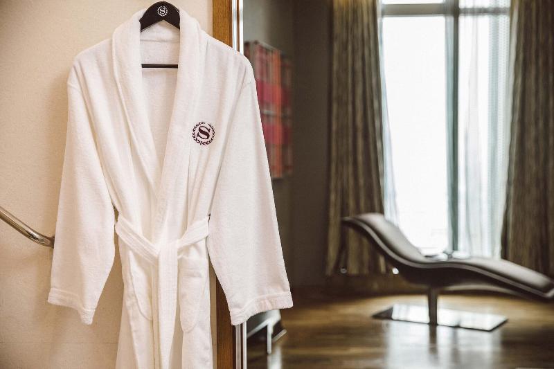 اتاق استاندارد با تخت بزرگ, Sheraton Grand Incheon