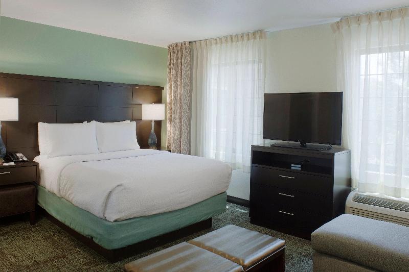 Номер Стандарт Адаптированный для Инвалидов, Staybridge Suites Fayetteville, An Ihg