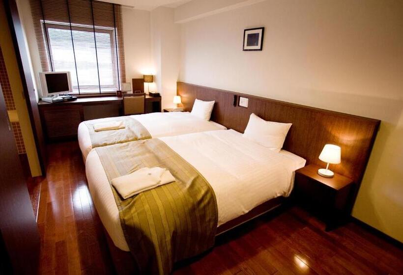 Номер Стандарт, Sutton Hotel Hakata City