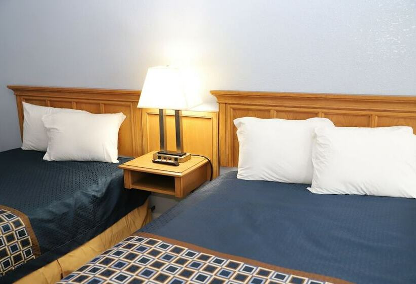 Номер Стандарт 2 Двуспальные Кровати, Super 8 By Wyndham Florence Sc I 95 North   Hwy 76