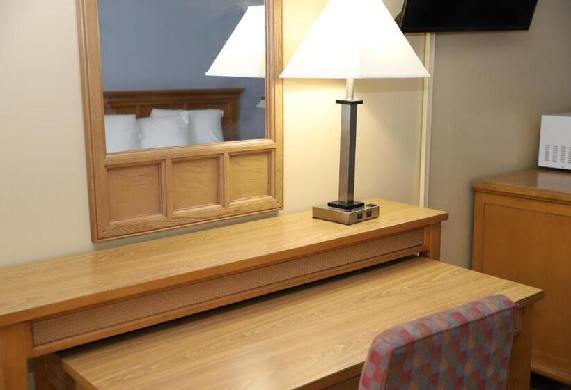 Стандартный Номер Кровать Кинг, Super 8 By Wyndham Florence Sc I 95 North   Hwy 76