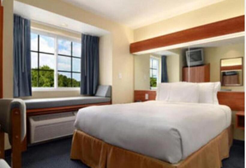 디럭스 스튜디오, Microtel Inn & Suites Huntsville