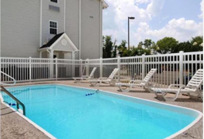 장애인을 위한 스탠다드 룸, Microtel Inn & Suites Huntsville