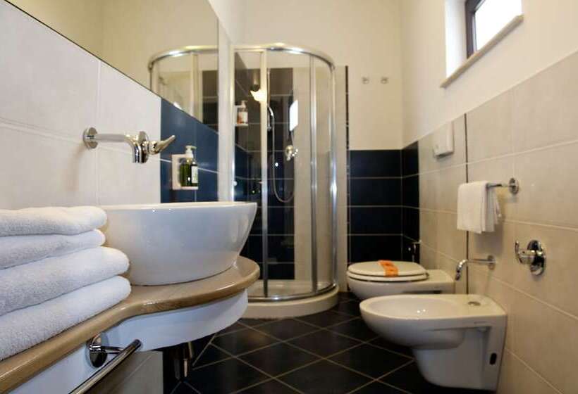 اتاق استاندارد سه نفره, Bv Borgo Del Principe