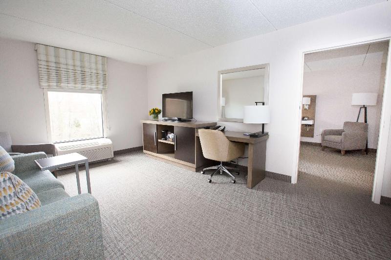 Люкс Кровать Кинг, Hampton Inn Raynhamtaunton
