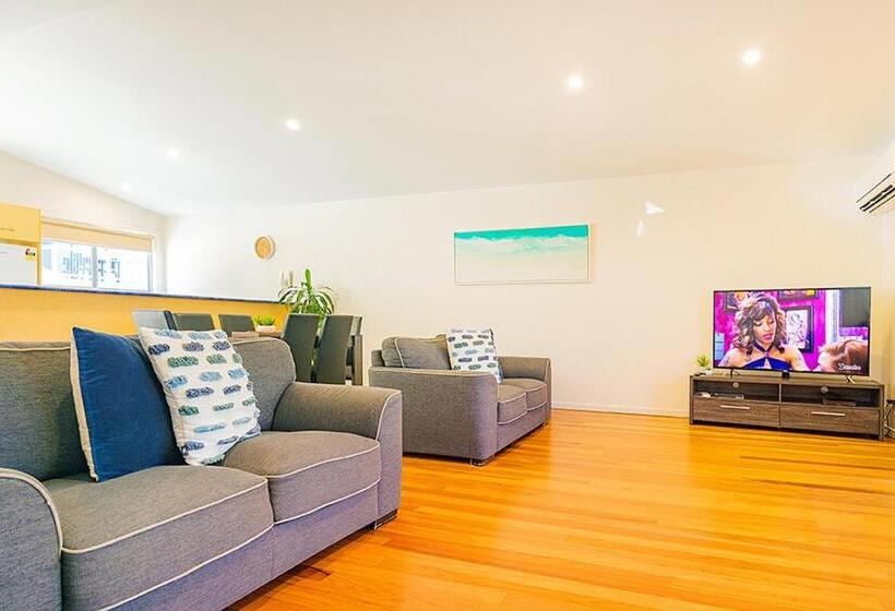침실 3개 주택, The Observatory Self Contained Apartments