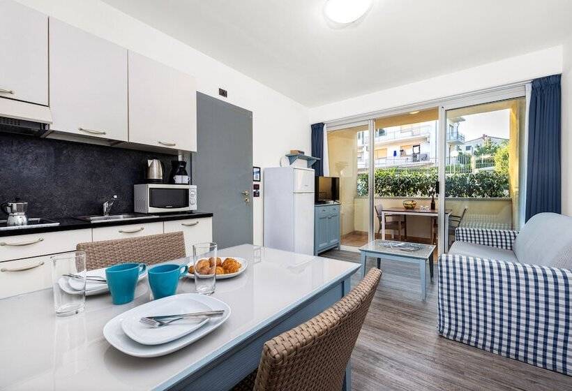 Апартаменты 1 Спальня с Балконом, Family Resort Del Mar