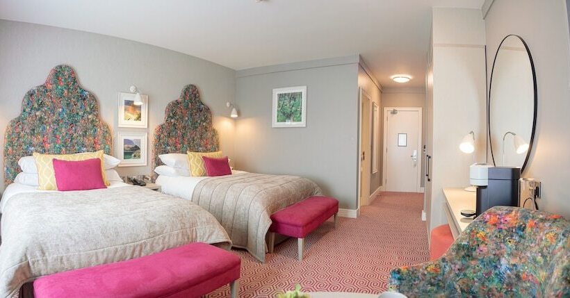 اتاق اجرایی, Four Seasons Hotel, Carlingford