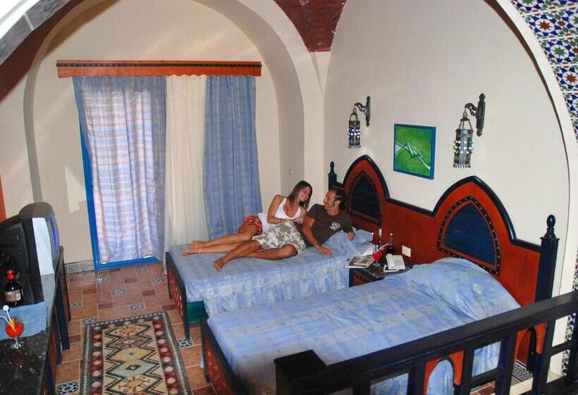 اتاق استاندارد با چشم‌انداز باغ, Faraana Height Aqua Park Resort