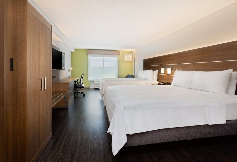 חדר סטנדרט מותאם לאדם עם מוגבלויות, Holiday Inn Express Hotel & Suites Largo Clearwater, An Ihg