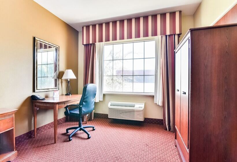 سوییت, Oyo Townhouse Oklahoma City Airport