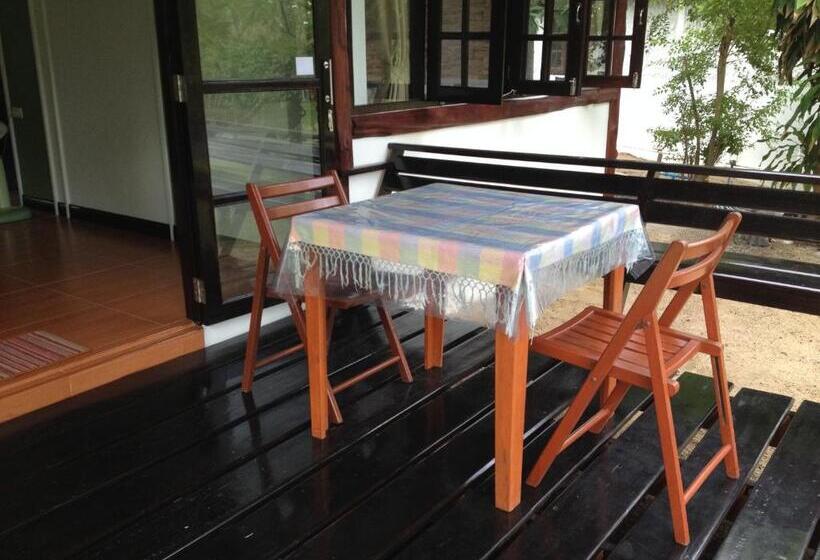 بانگلوی استاندارد 2 خوابه, Suan Ban Krut Beach Resort