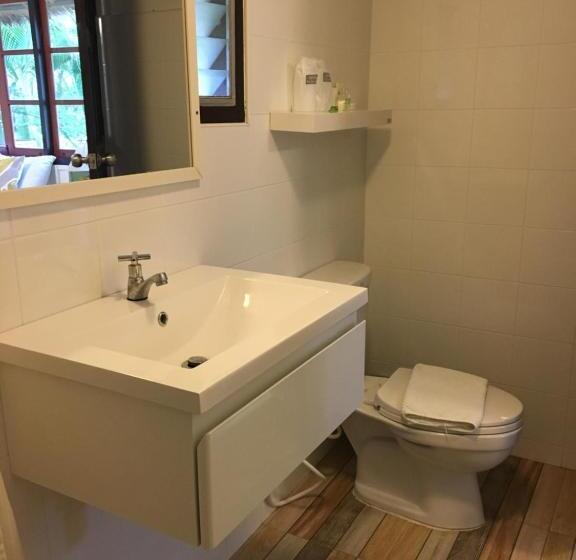 بانگلوی استاندارد 2 خوابه, Suan Ban Krut Beach Resort