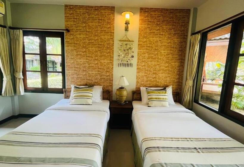 ویلای 2 خوابه, Suan Ban Krut Beach Resort