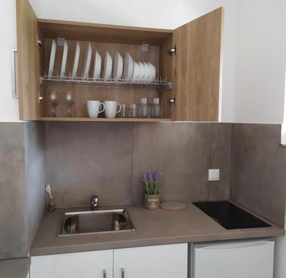 Апартаменты Deluxe 1 Спальня, Valentinos Apartments