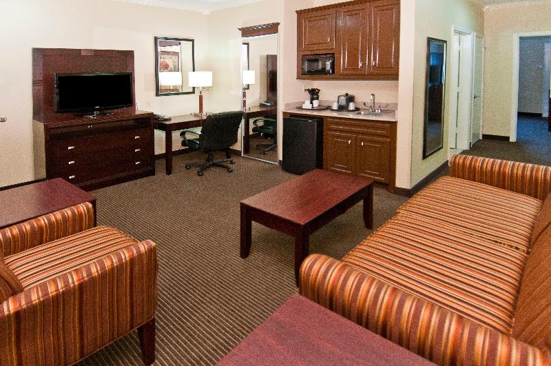 스위트 킹사이즈 침대, Wyndham Lake Charles