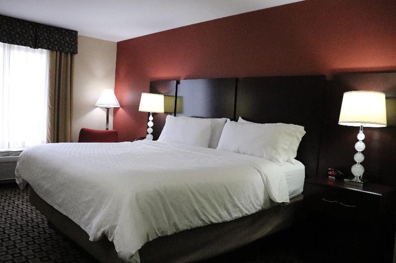 Люкс Кровать Кинг, Holiday Inn Express Hotel & Suites Crawfordsville By Ihg