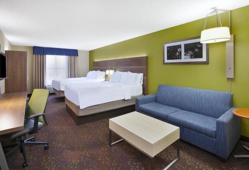 Номер Deluxe, Holiday Inn Express Hotel & Suites Circleville, An Ihg